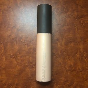 BECCA Shimmering Skin Liquid Champagne Pop